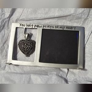 Memorial ashes for a pet photo frame